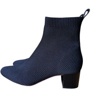Everlane Black Ribbed Knit Ankle Booties